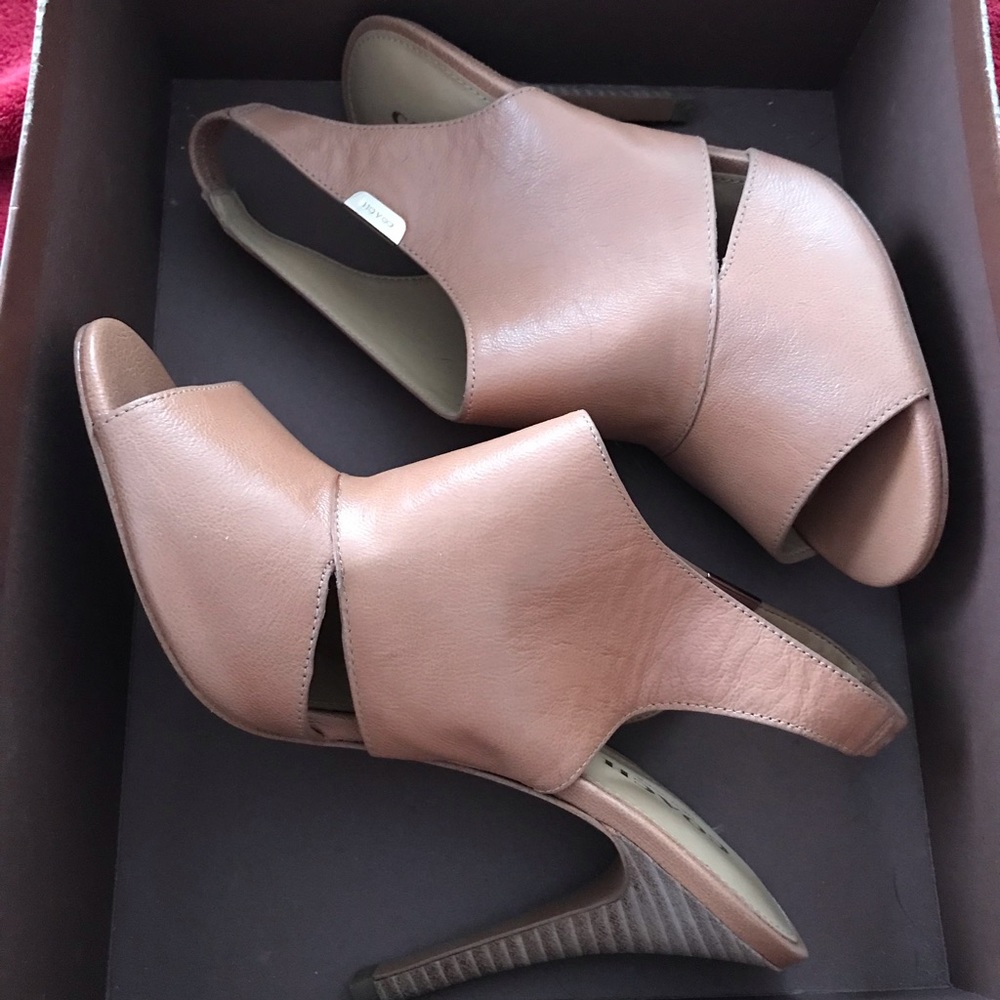 COACH sandals - Picture 4 of 5